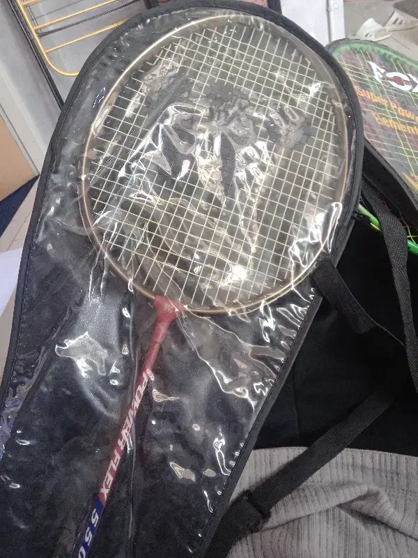 یک جفت راکت بدمینتون ویش و فوکس|ورزشهای توپی|اصفهان, بهارستان|دیوار