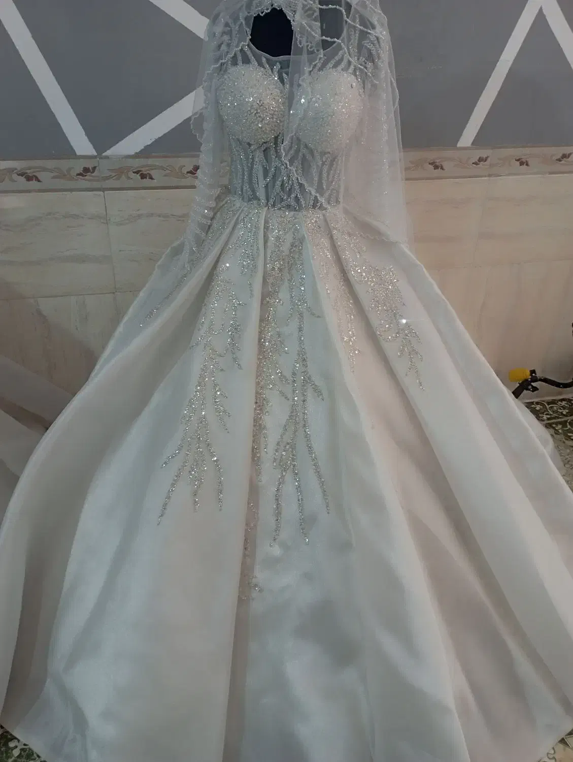 لباس عروس حراج|لباس|تربت جام, معدآباد|دیوار