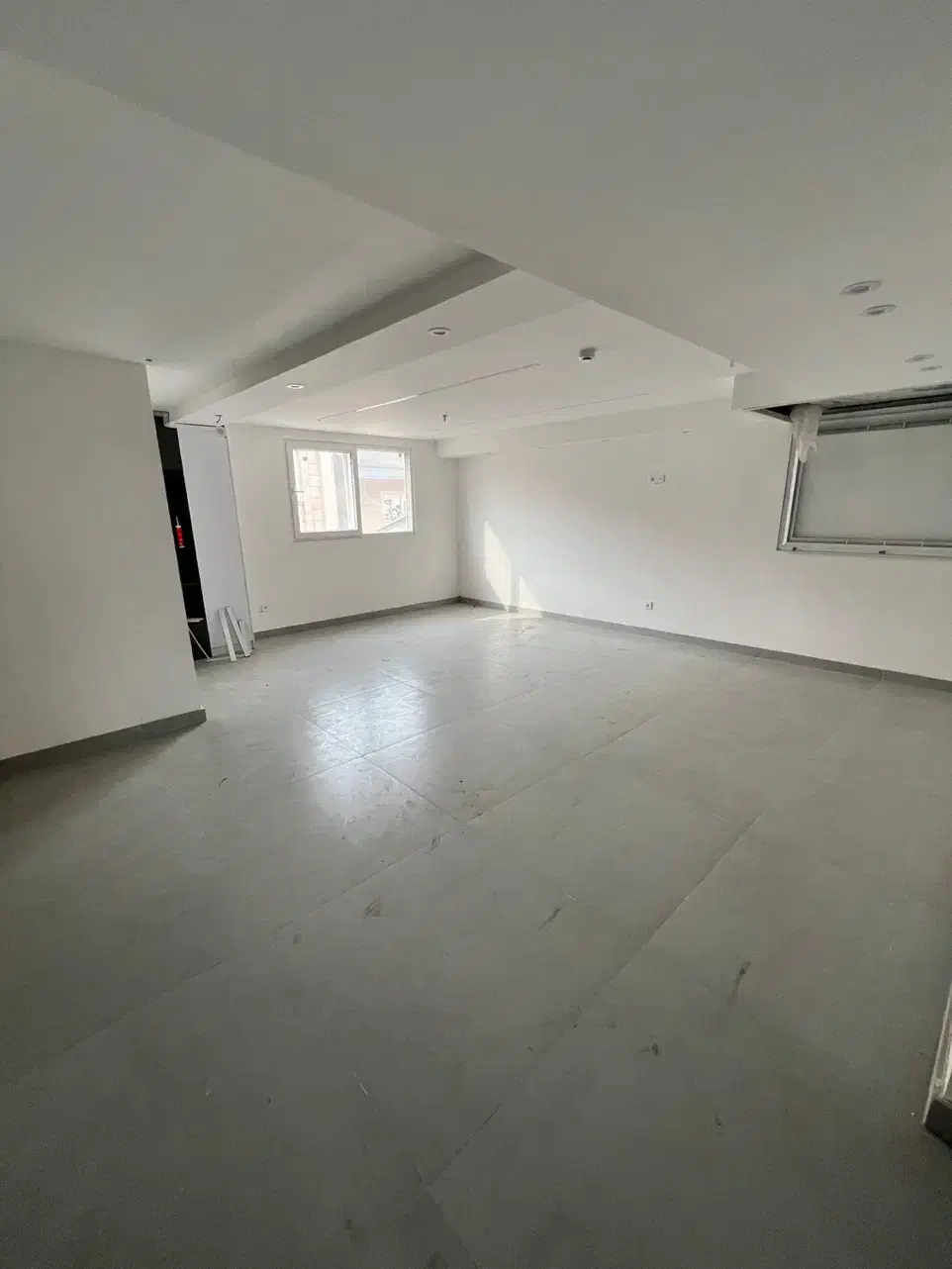 ساختمان پزشکان نواب|فروش دفتر کار، اتاق اداری، مطب|رشت, گلسار|دیوار