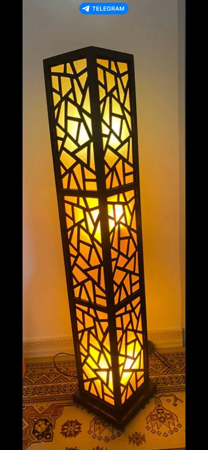 آباژور کنار سالنی|چراغ خواب و آباژور|چالوس, |دیوار