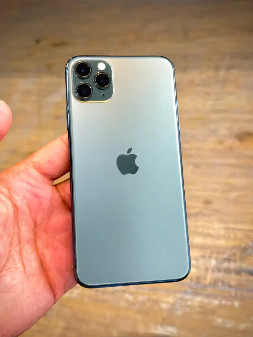 آیفون ۱۱ پرومکس دو سیم در حد|موبایل|قائم‌شهر, |دیوار