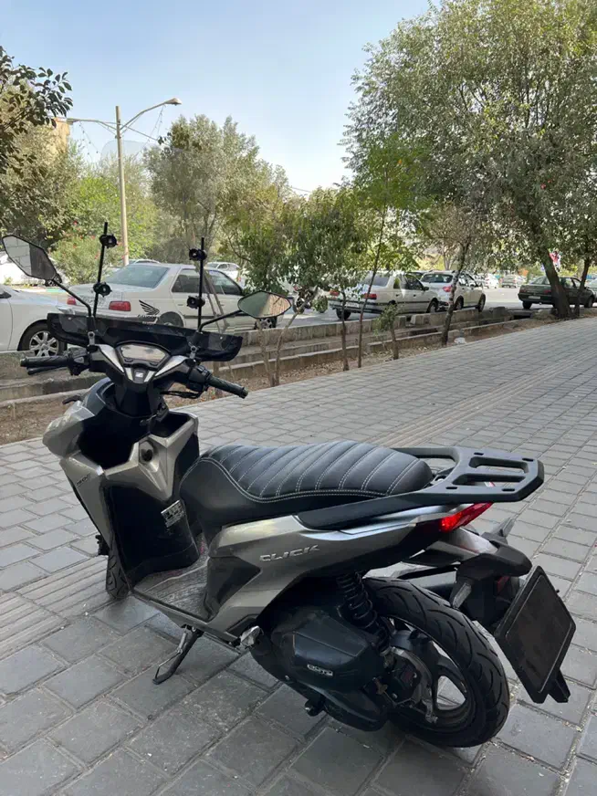هندا کلیک ۱۵۰ اصلی تیتانیوم|موتورسیکلت|تهران, مینای شمالی (مخبر)|دیوار