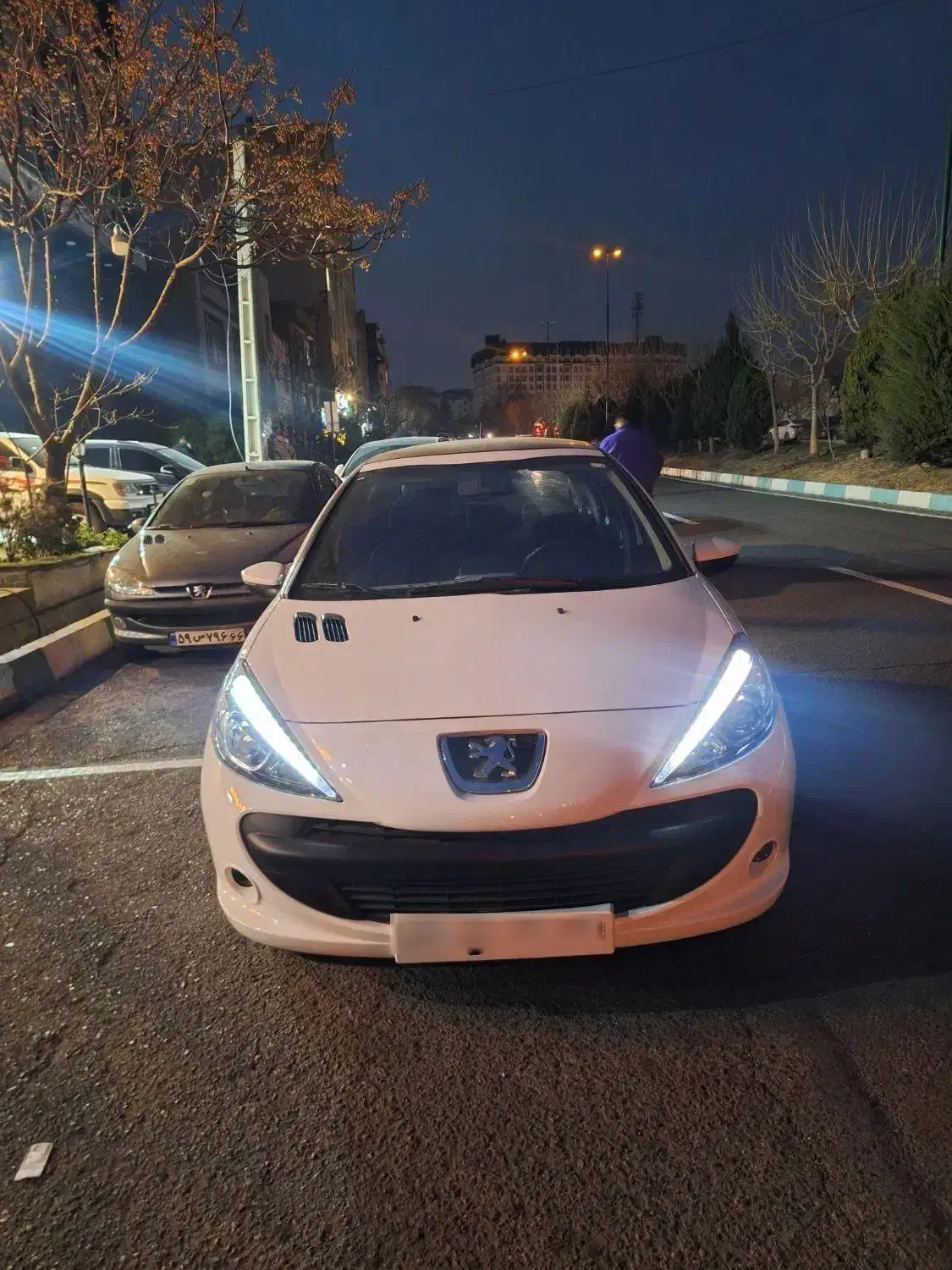 ۲۰۷پانورما مدل ۱۴۰۰ کم کار|خودرو سواری و وانت|اسلام‌شهر, شهرک قائمیه|دیوار