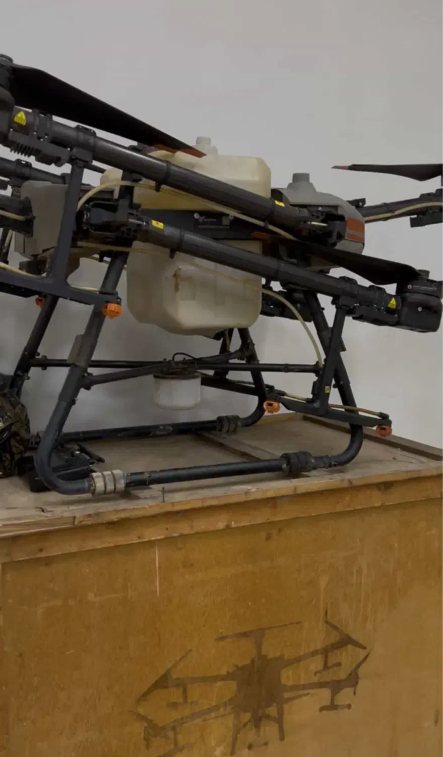 دستگاه پهباد سمپاشی مارک  t30 dji|ماشین‌آلات صنعتی|آمل, |دیوار