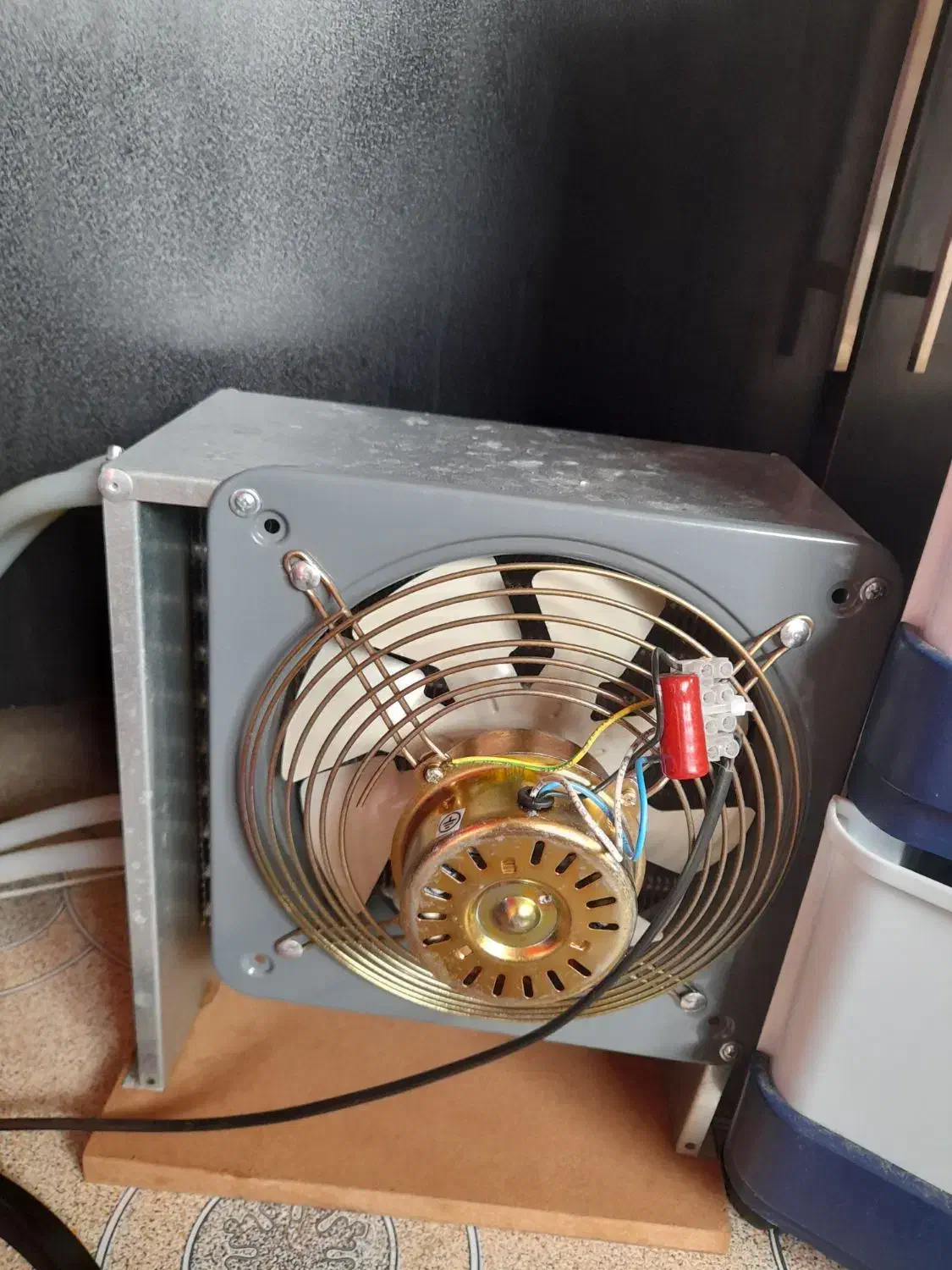 دستگاه گلابگیر.|ظروف پخت‌وپز|کرج, عظیمیه|دیوار