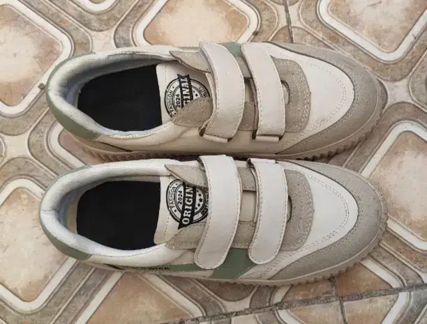 کتونی سایز 39|کیف، کفش، کمربند|خرم‌آباد, |دیوار