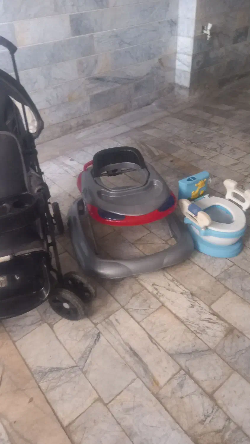 کالسکه دوقلو درحد نو|کالسکه و لوازم جانبی|محمدشهر, محمدشهر|دیوار