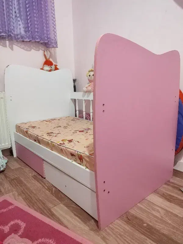 تخت کودک|تخت و صندلی بچه|اردبیل, |دیوار