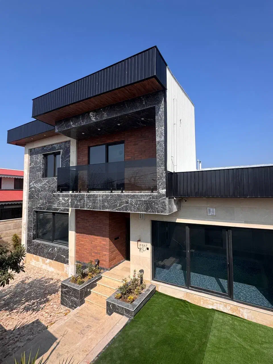 فروش خانه ویلایی ۱۸۰ متری ۳ خوابه|فروش خانه و ویلا|بندر انزلی, لیچارگی حسن رود|دیوار