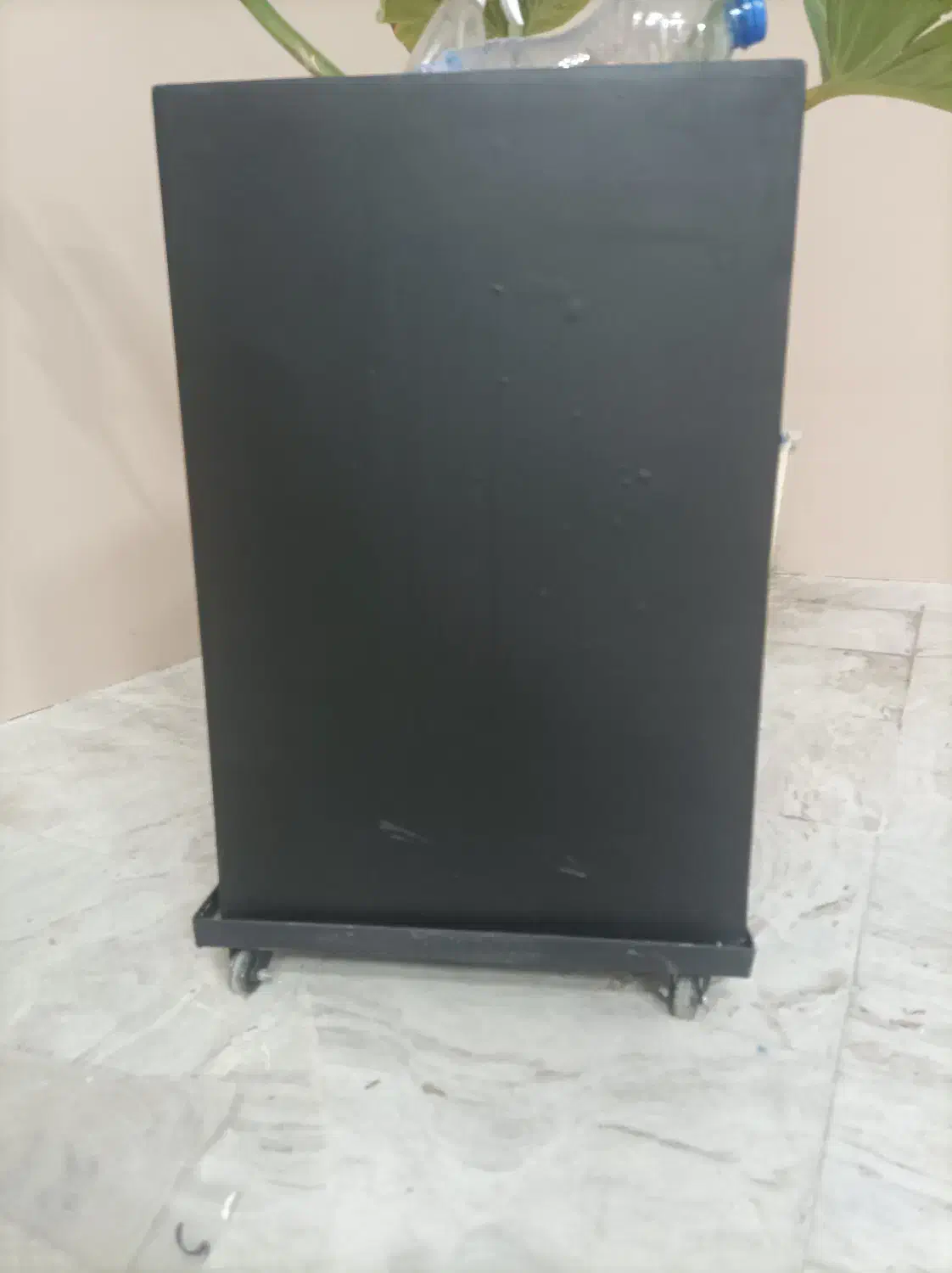 گلدان فلزی|گل و گیاه طبیعی|گلپایگان, |دیوار