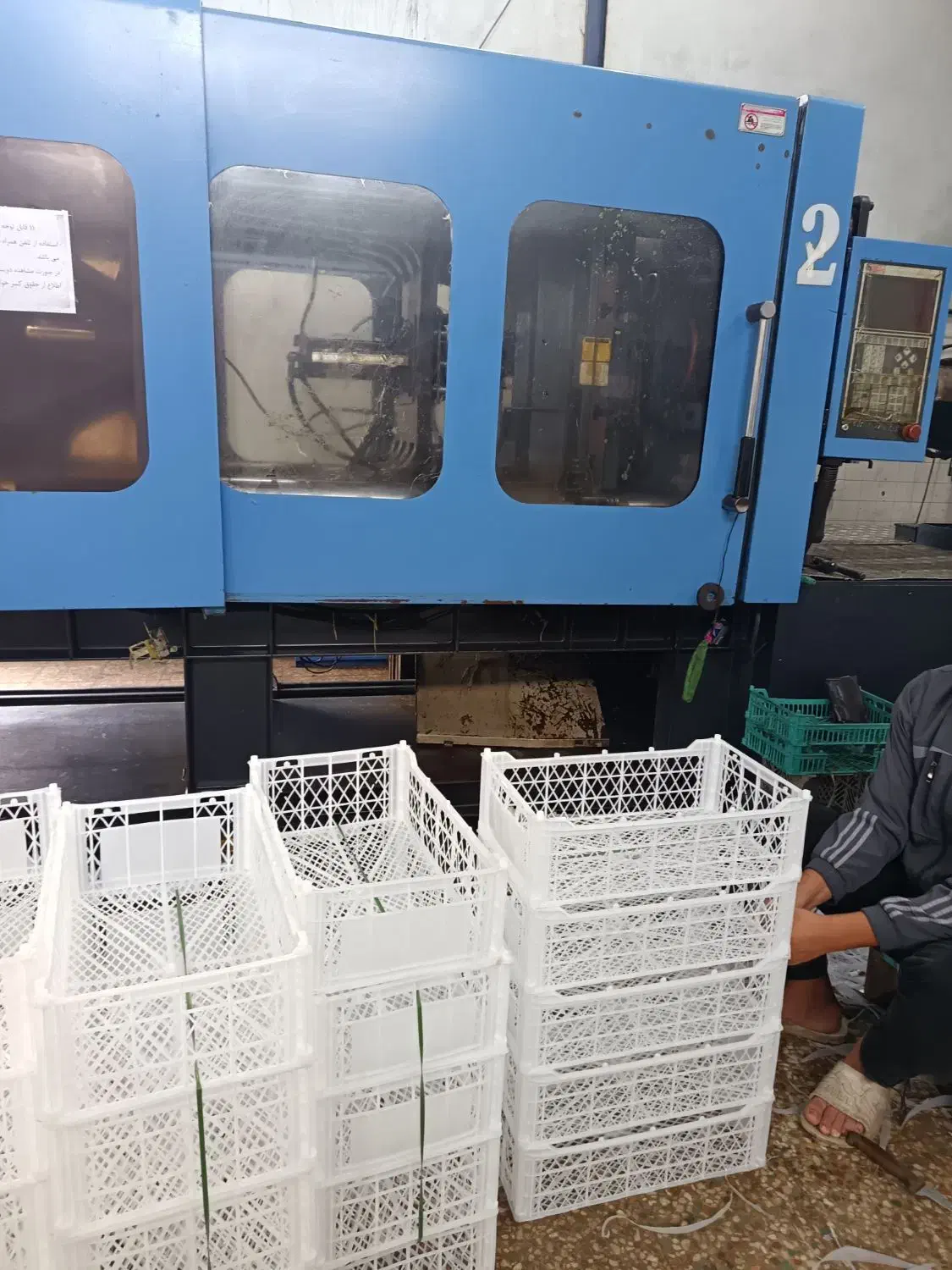 استخدام نیرو در شرکت مهرزاد پلاست  ( کشلی)|استخدام صنعتی، فنی، مهندسی|لیسار, |دیوار