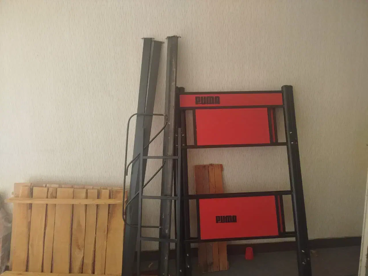 تخت دو طبقه خوب|تخت و سرویس خواب|شیراز, لشکری|دیوار