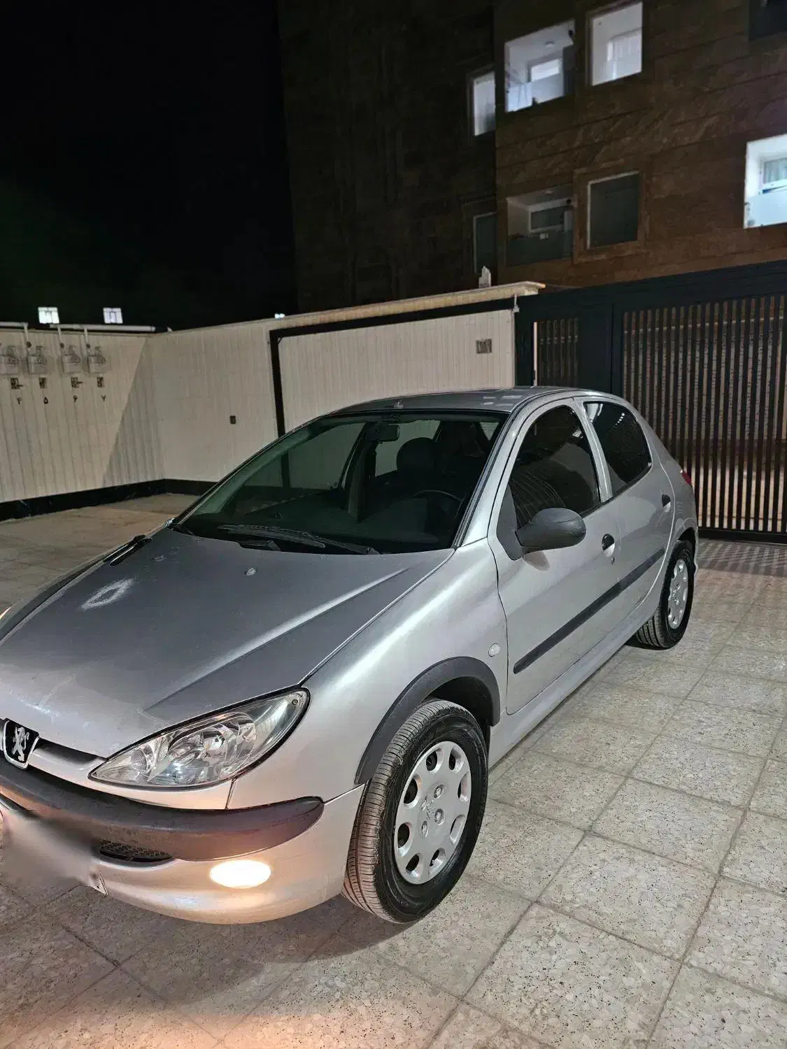 ۲۰۶ مدل ۸۵ خونگی بدون افتاب سوختگی|خودرو سواری و وانت|شاهینشهر, شهرک مطهری|دیوار