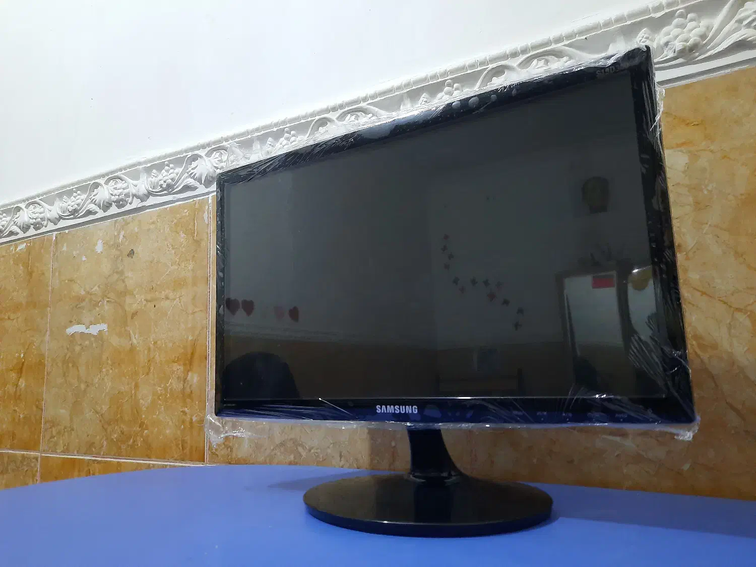 مانیتور کامپیوتر و دوربین مداربسته|قطعات و لوازم جانبی رایانه|بندرعباس, |دیوار