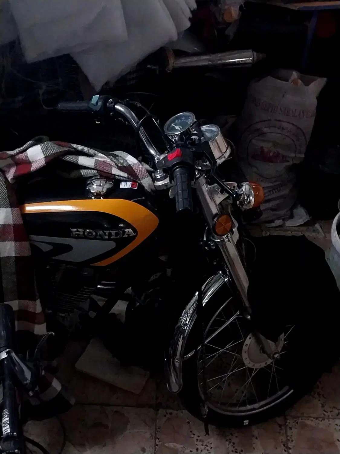 هوندا۱۲۵|موتورسیکلت|رشت, پاره بیجار|دیوار