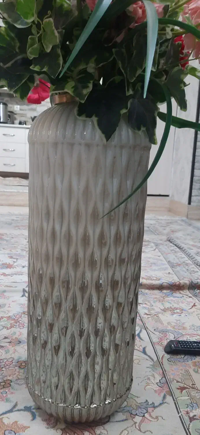 کاملا سالم ونو|گل مصنوعی|زاهدان, |دیوار