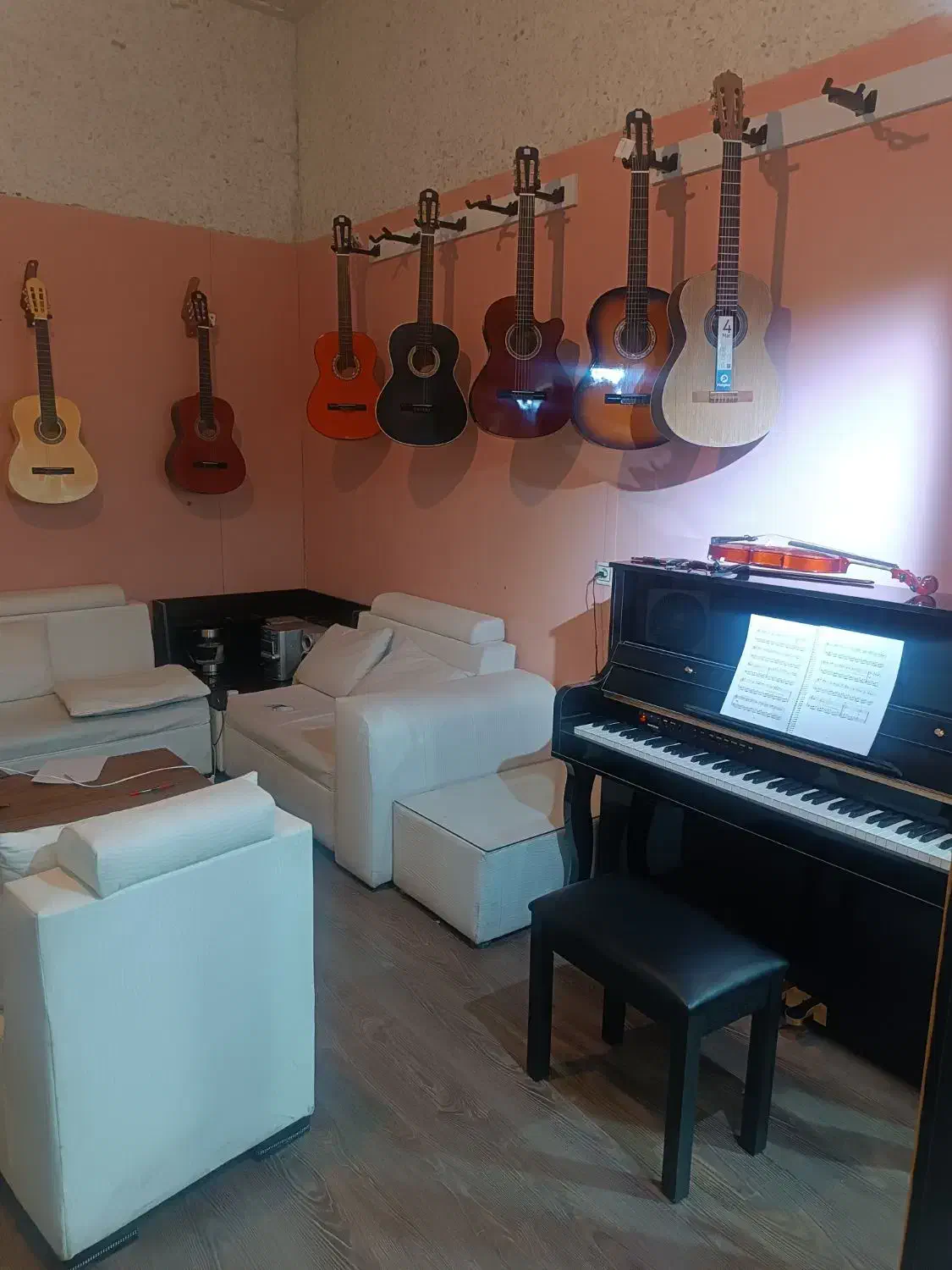 آموزش گیتار پاپ و کلاسیک تضمینی|گیتار، بیس، امپلیفایر|زنجان, |دیوار