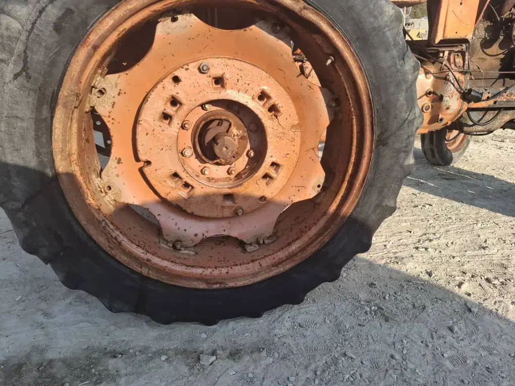 تراکتور رومانی مدل ۶۹|خودرو سنگین|قهستان, |دیوار