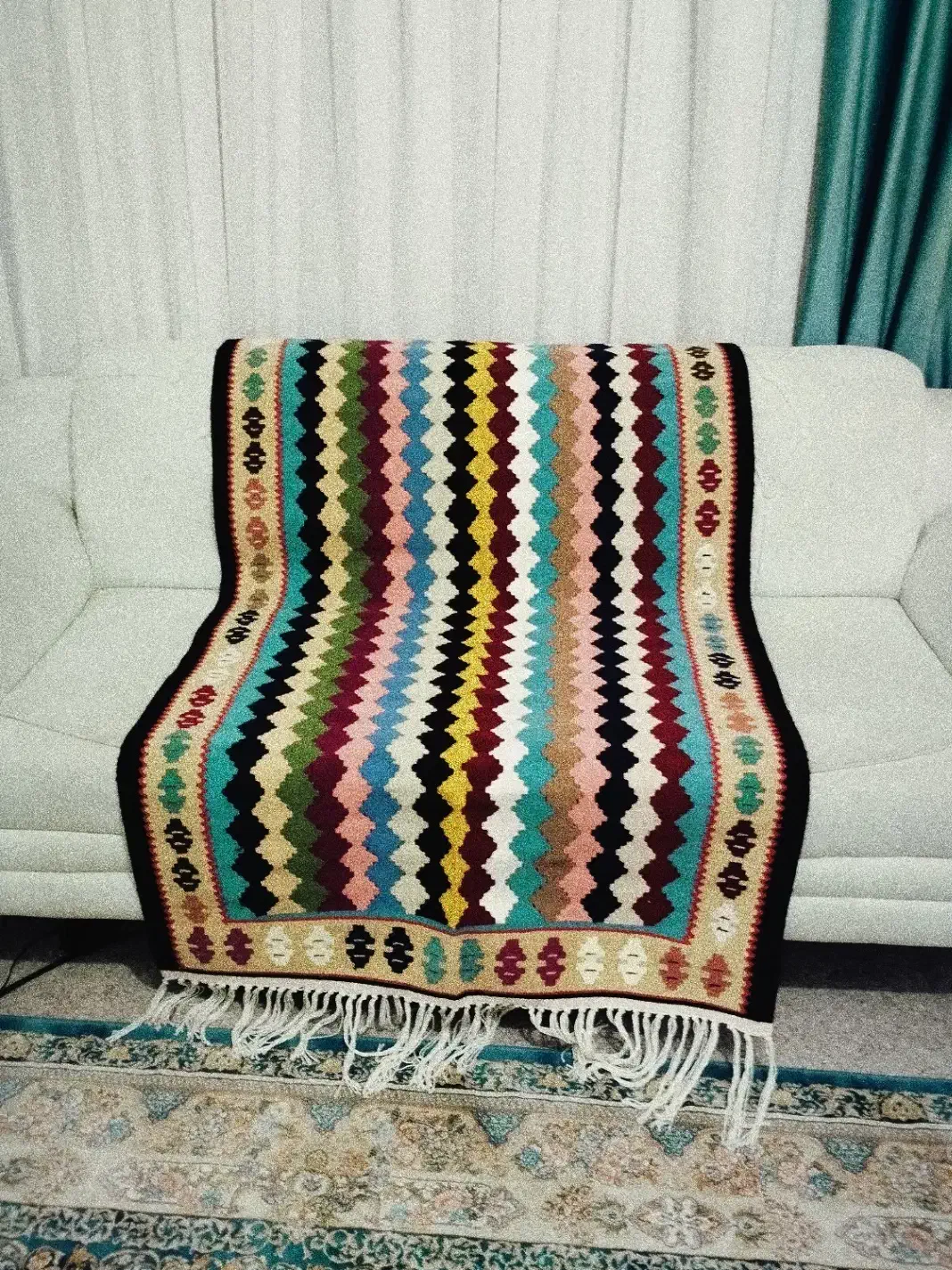 گلیم دستباف ریزبافت اعلا|گلیم، جاجیم، گبه|سنندج, |دیوار