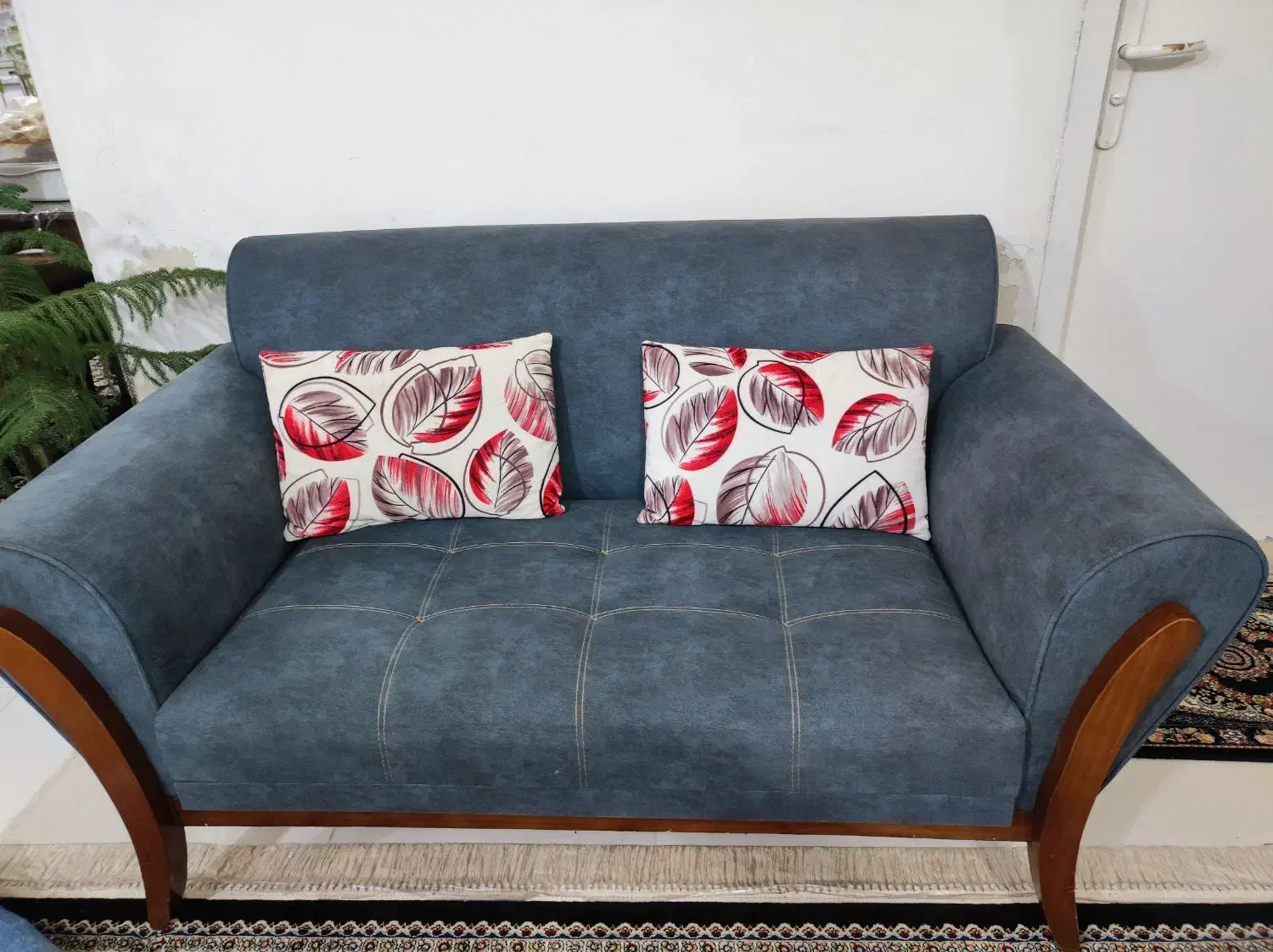 مبل و میز ناهار خوردی|مبلمان خانگی و میز عسلی|رشت, دخانیات|دیوار