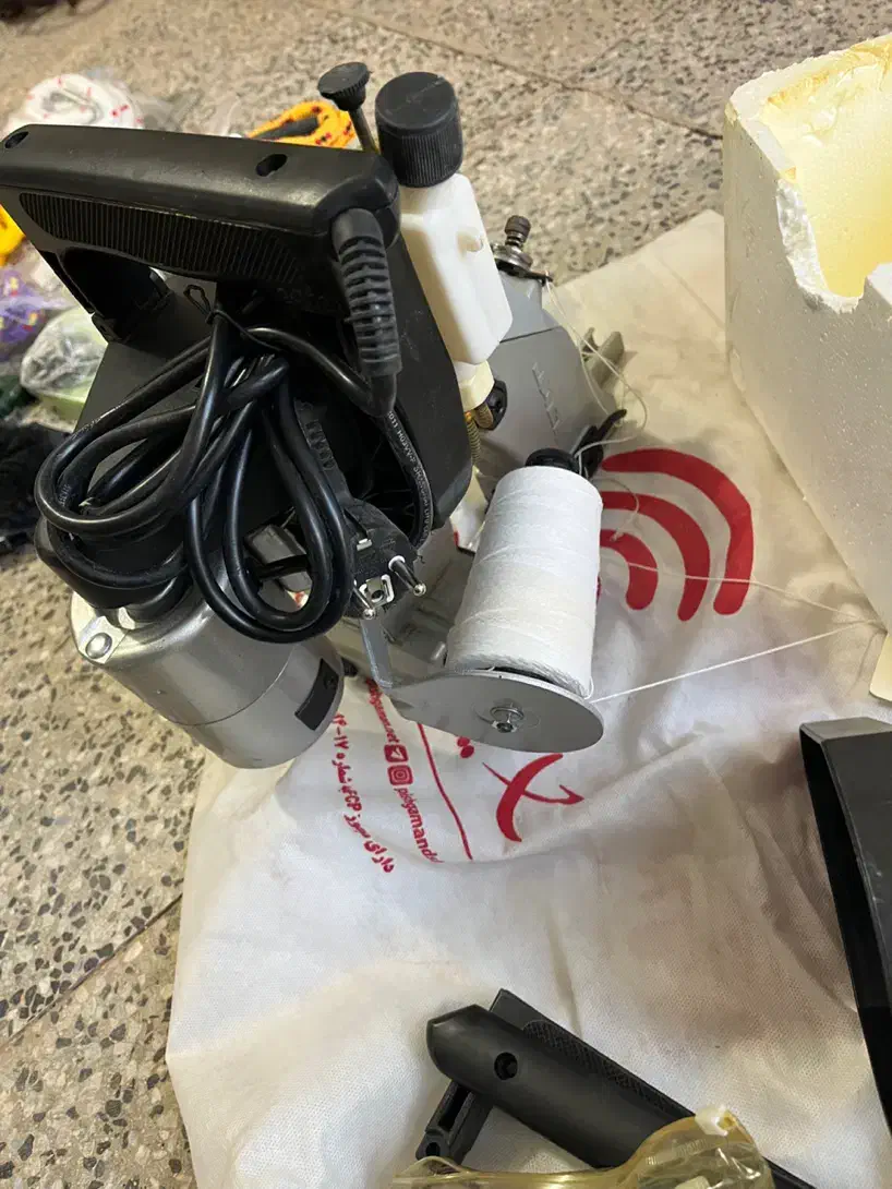 چرخ گونی دوزی|چرخ خیاطی و ریسندگی|یزد, |دیوار