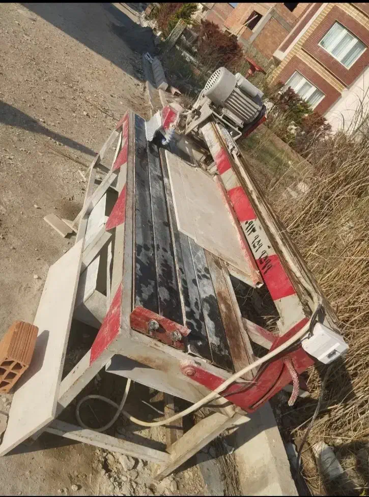 اجاره و فروش  فرز برای کارهای ساختمانی|ماشین‌آلات صنعتی|دورود, |دیوار