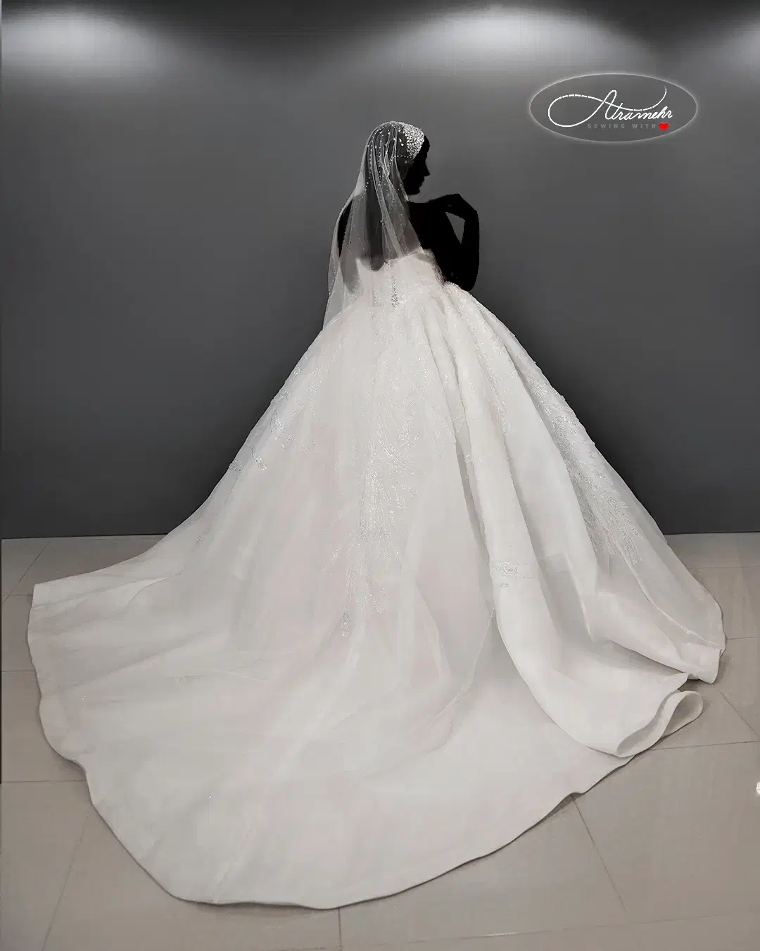 لباس  عروس زیبا لاکچری و شیک|لباس|مبارکه, |دیوار