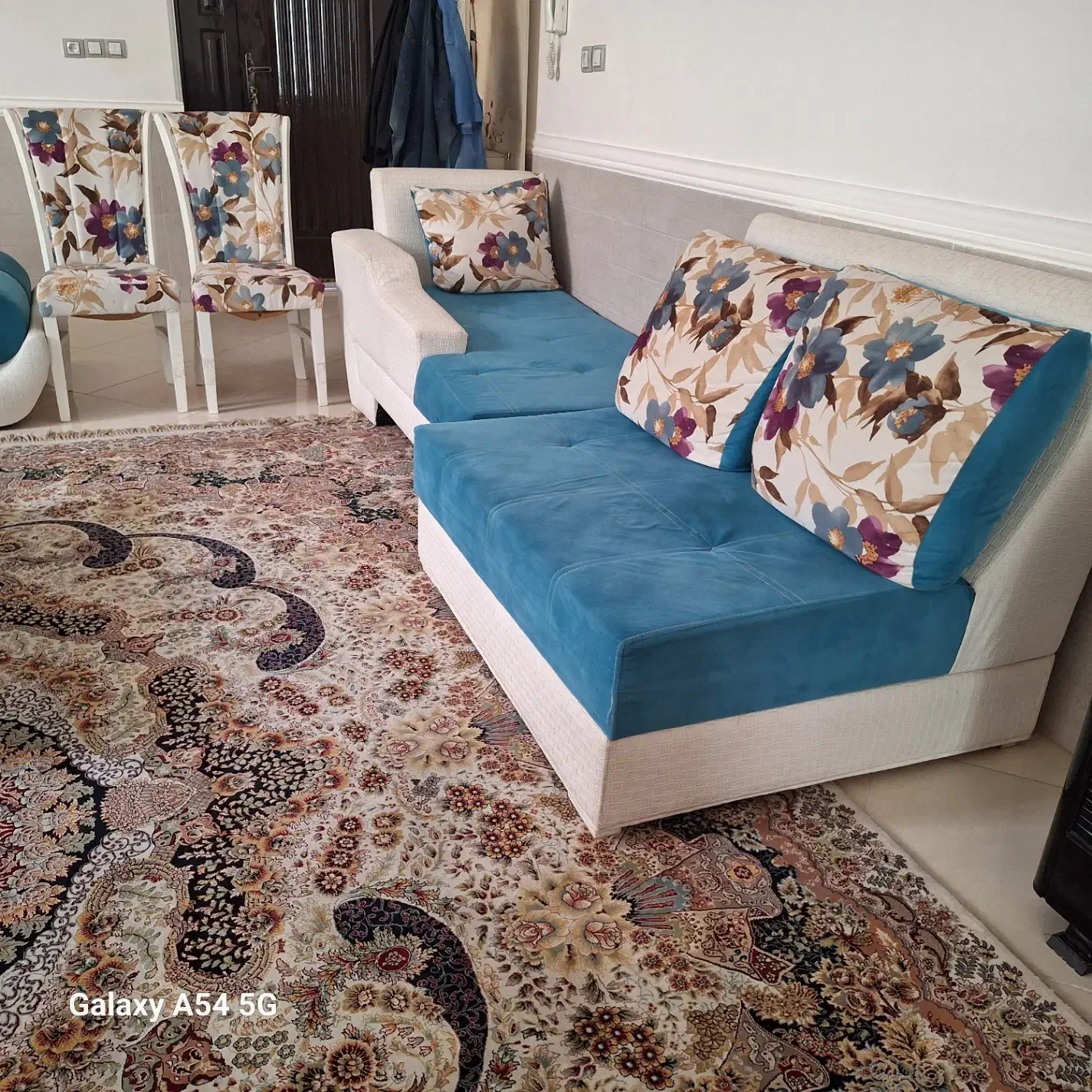 سرویس مبل ۱۱ نفره ۴۰ میلیون تومان|مبلمان خانگی و میز عسلی|داراب, |دیوار