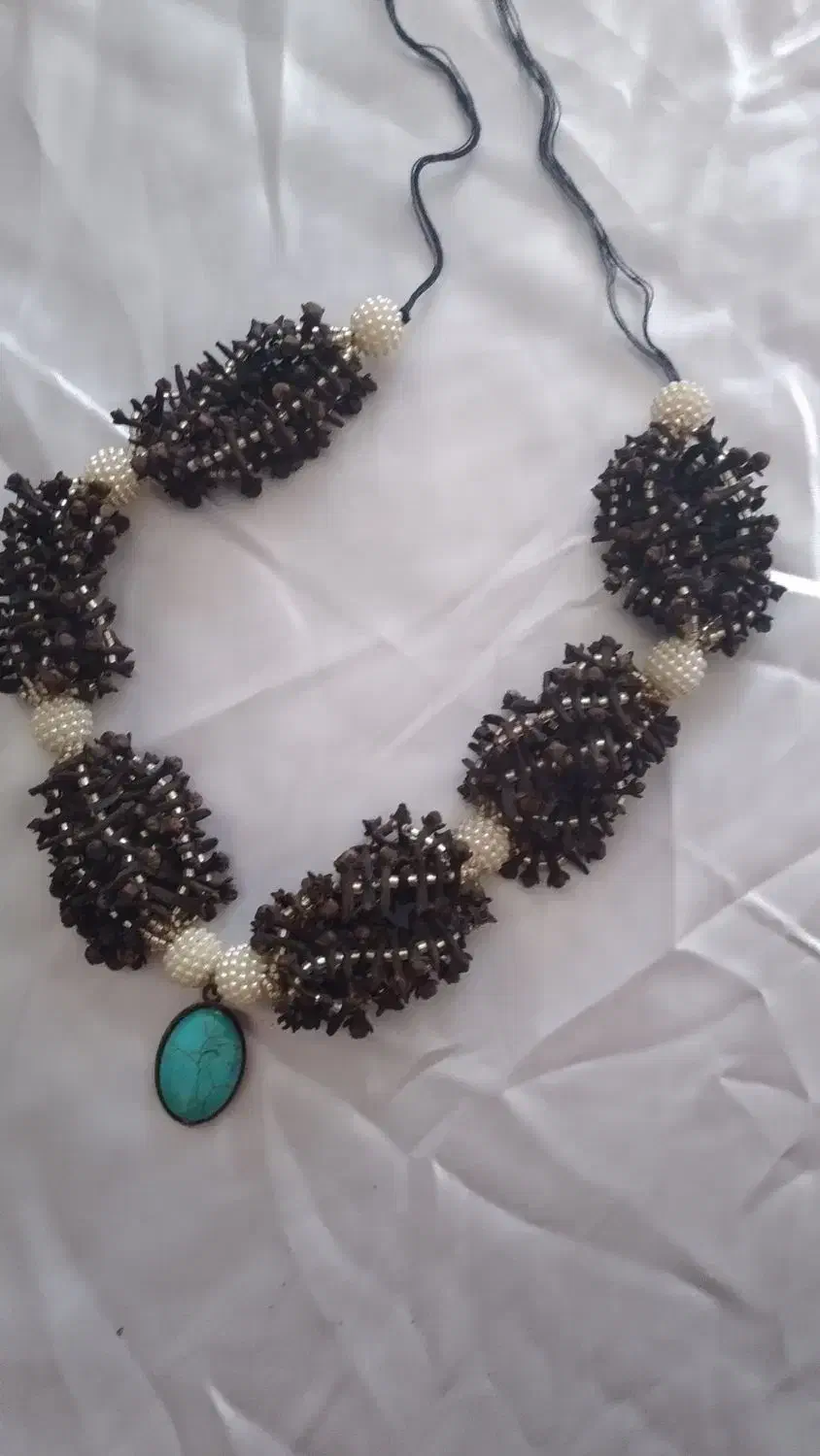 گردنبند میخکی|زیورآلات و اکسسوری|دهگلان, |دیوار