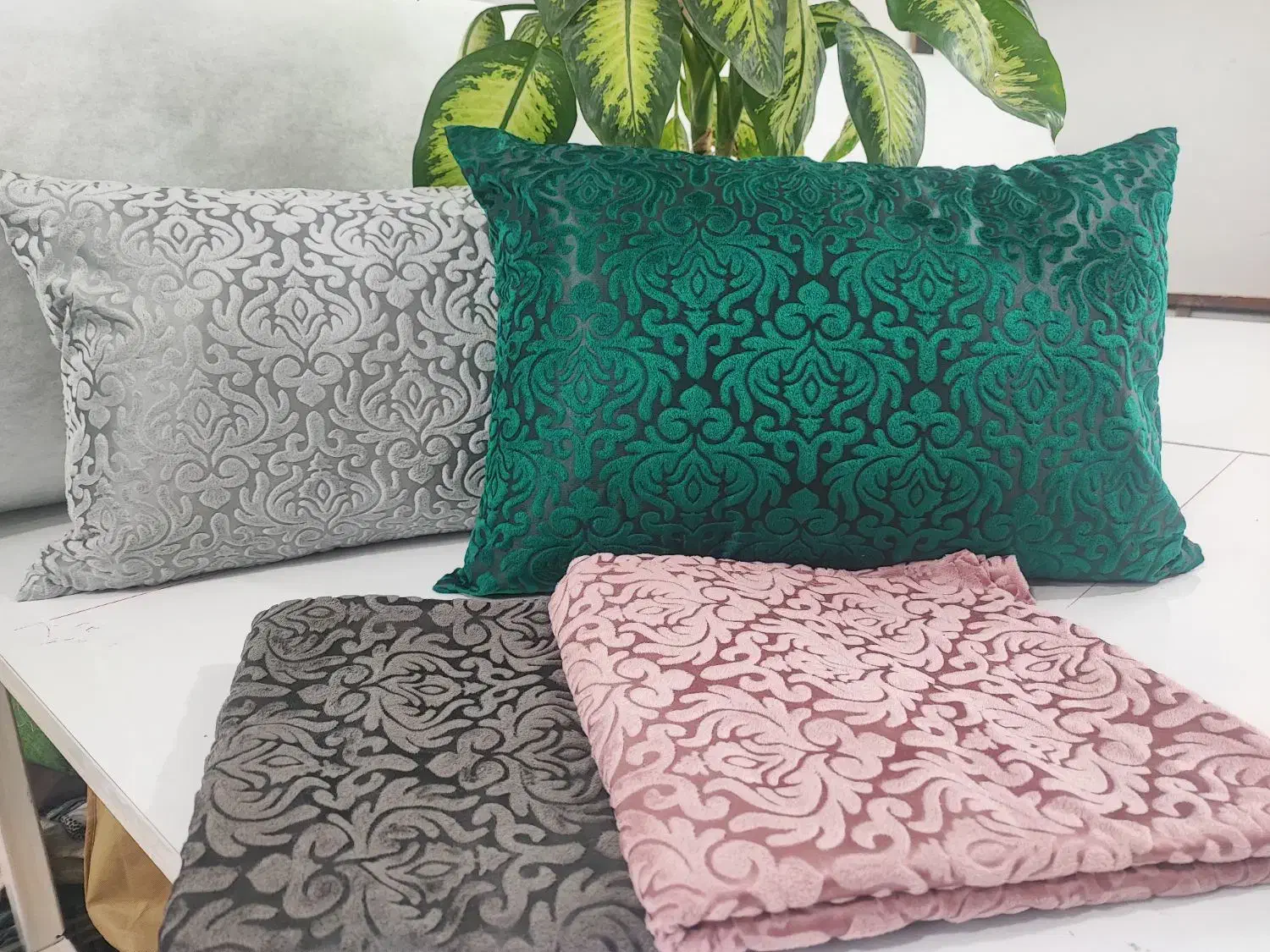 روبالش تمام مخمل|سرویس روتختی|آمل, |دیوار