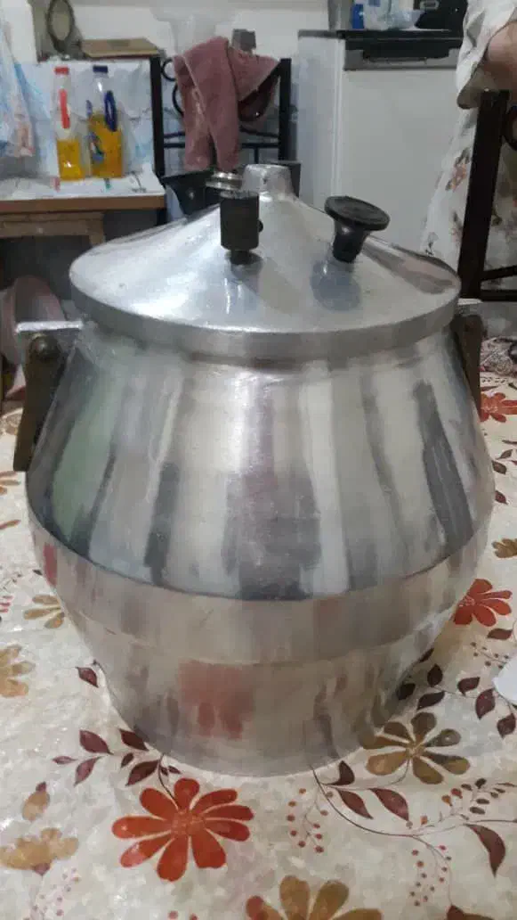 زود پز و پلوپز|ظروف پخت‌وپز|اندیمشک, |دیوار