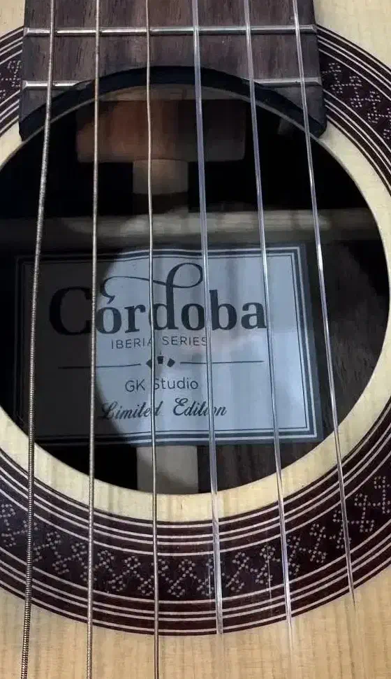 گیتار کوردوبا Gk studio|گیتار، بیس، امپلیفایر|شیراز, ارم|دیوار