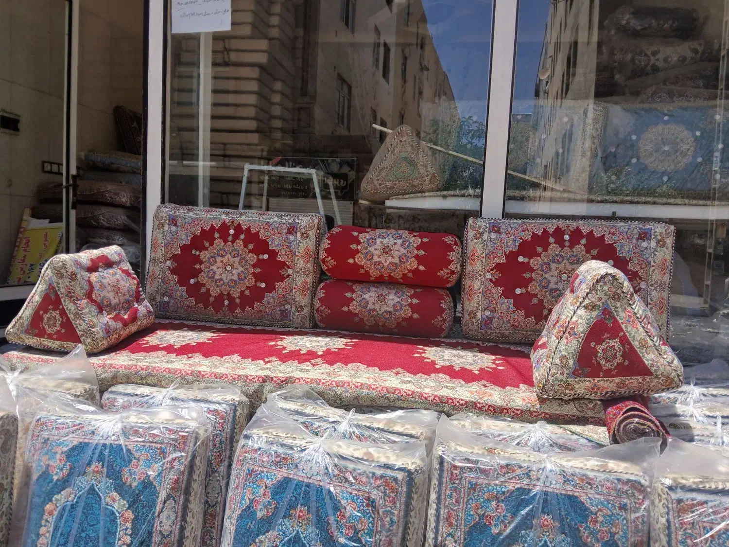 سرویس شاه نشین ترمه|پشتی|شهریار, شهریار|دیوار