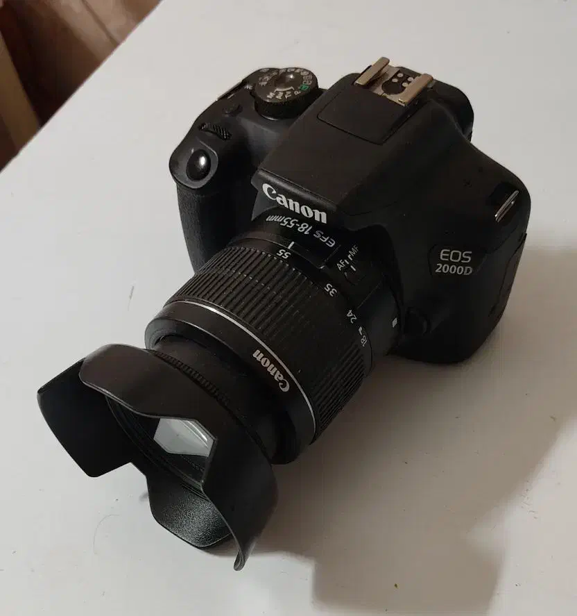 دوربین Canon 2000D|دوربین عکاسی و فیلم‌برداری|اراک, |دیوار