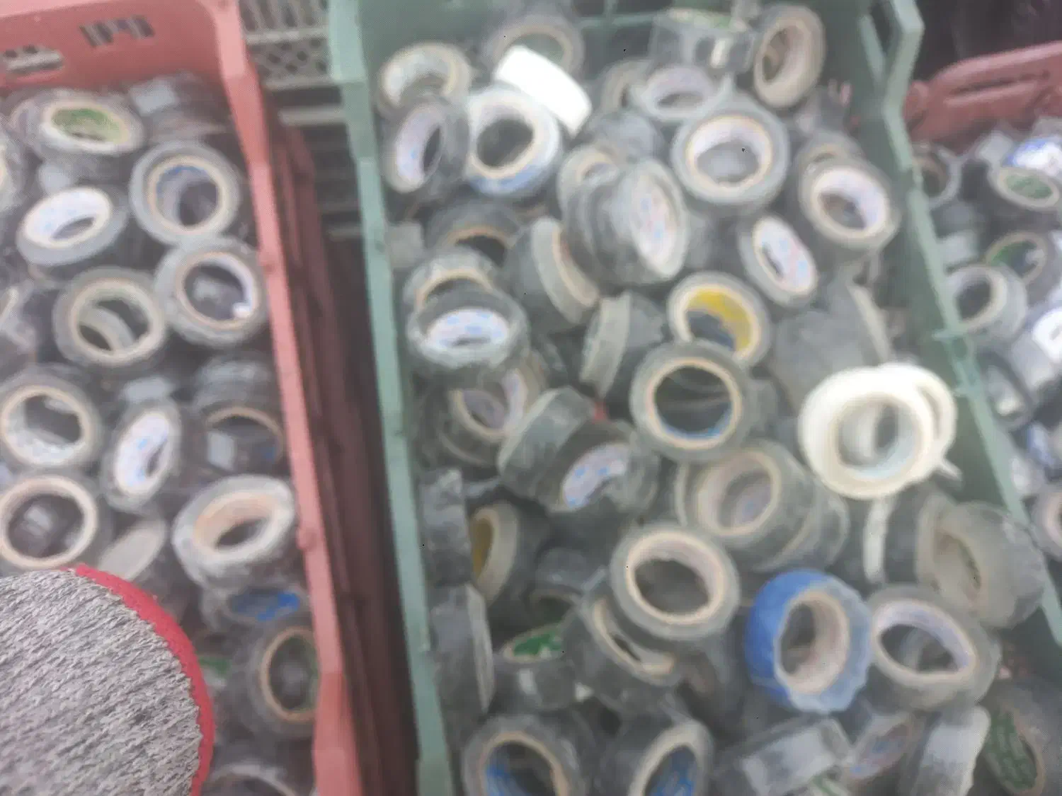 چسب برق مشکی وسفید رنگ|مصالح و تجهیزات ساختمان|رودهن, |دیوار