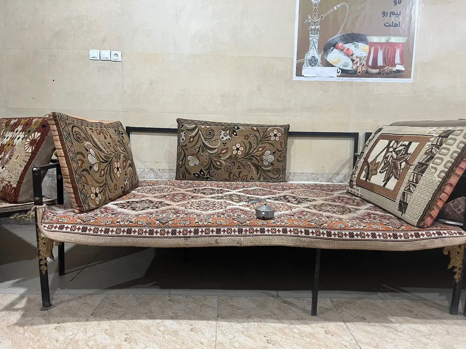 فروش تخت قهوه خانه|کافیشاپ و رستوران|قزوین, |دیوار