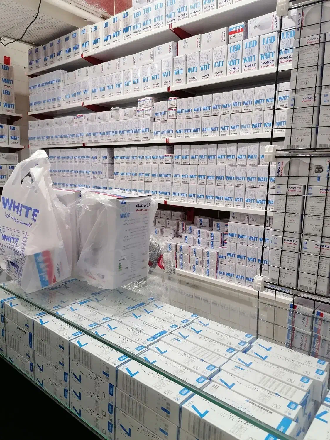 فروش لامپ به نرخ عمده|لامپ و چراغ|کرمانشاه, |دیوار