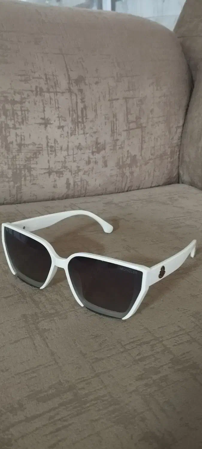 عینک آفتابی|زیورآلات و اکسسوری|نیشابور, محله میدان باغات|دیوار