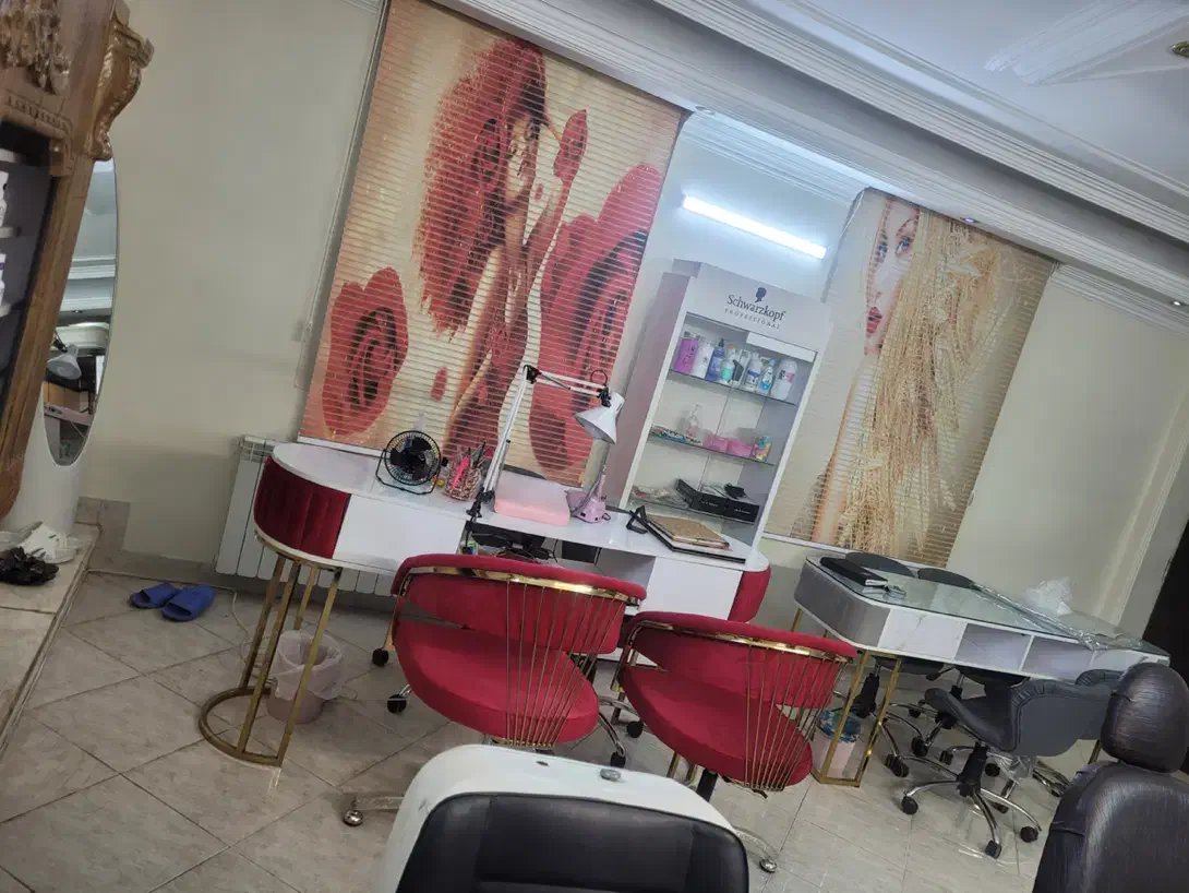 میز ناخن|آرایشگاه و سالن‌های زیبایی|تهران, دهقان|دیوار