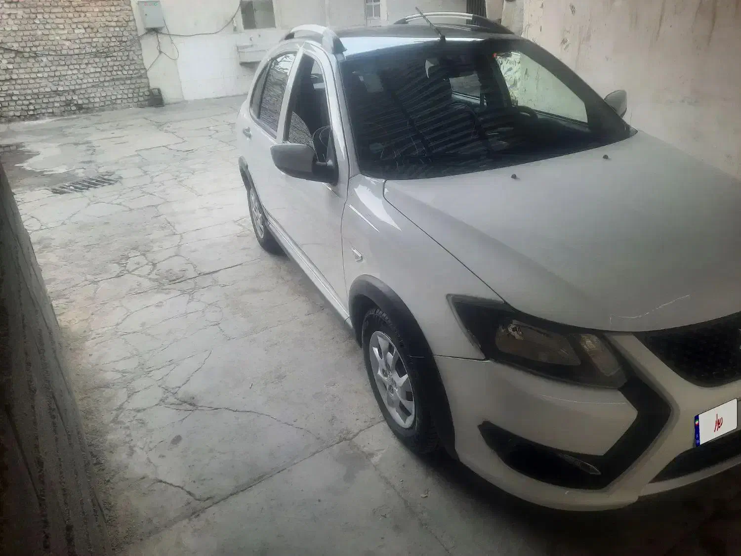 فروش کوییک آر r سقف مشکی|خودرو سواری و وانت|خرمآباد, |دیوار