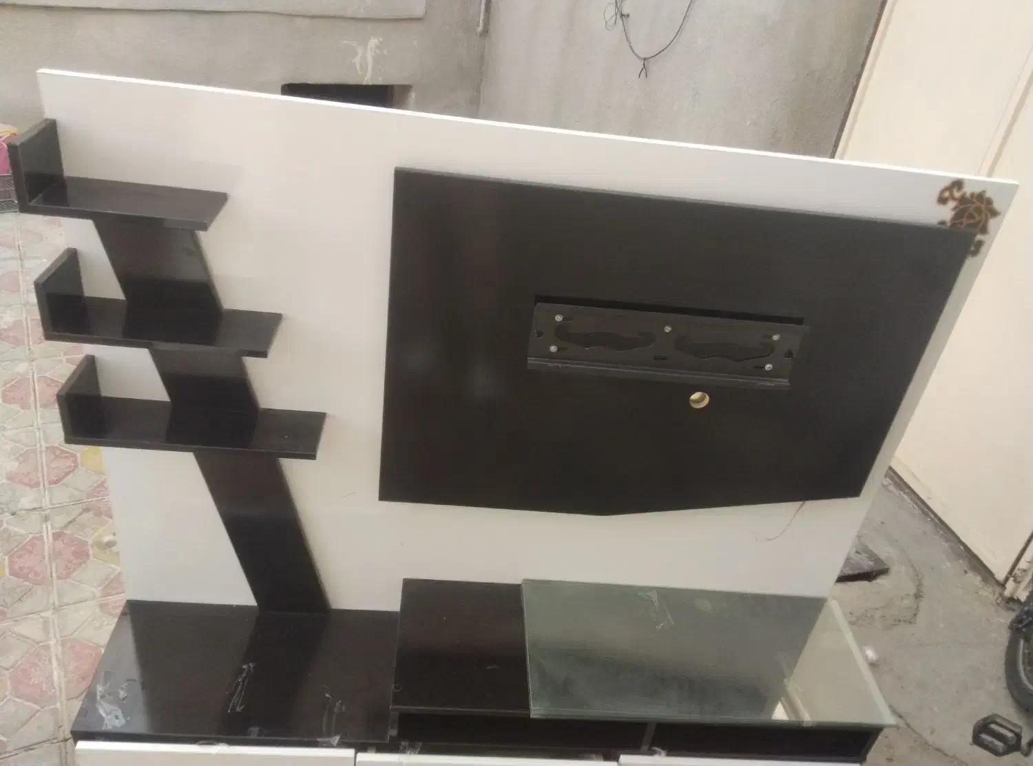 میز تلویزیون نو نو هست از ام دی اف هست|میز تلویزیون|میاندوآب, |دیوار