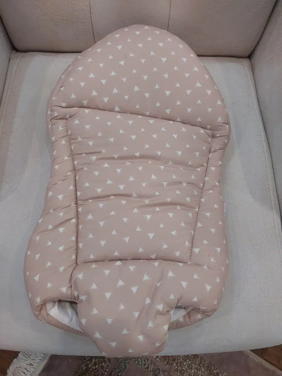 قنداق سویسی|اسباب و اثاث بچه|رشت, معلم|دیوار