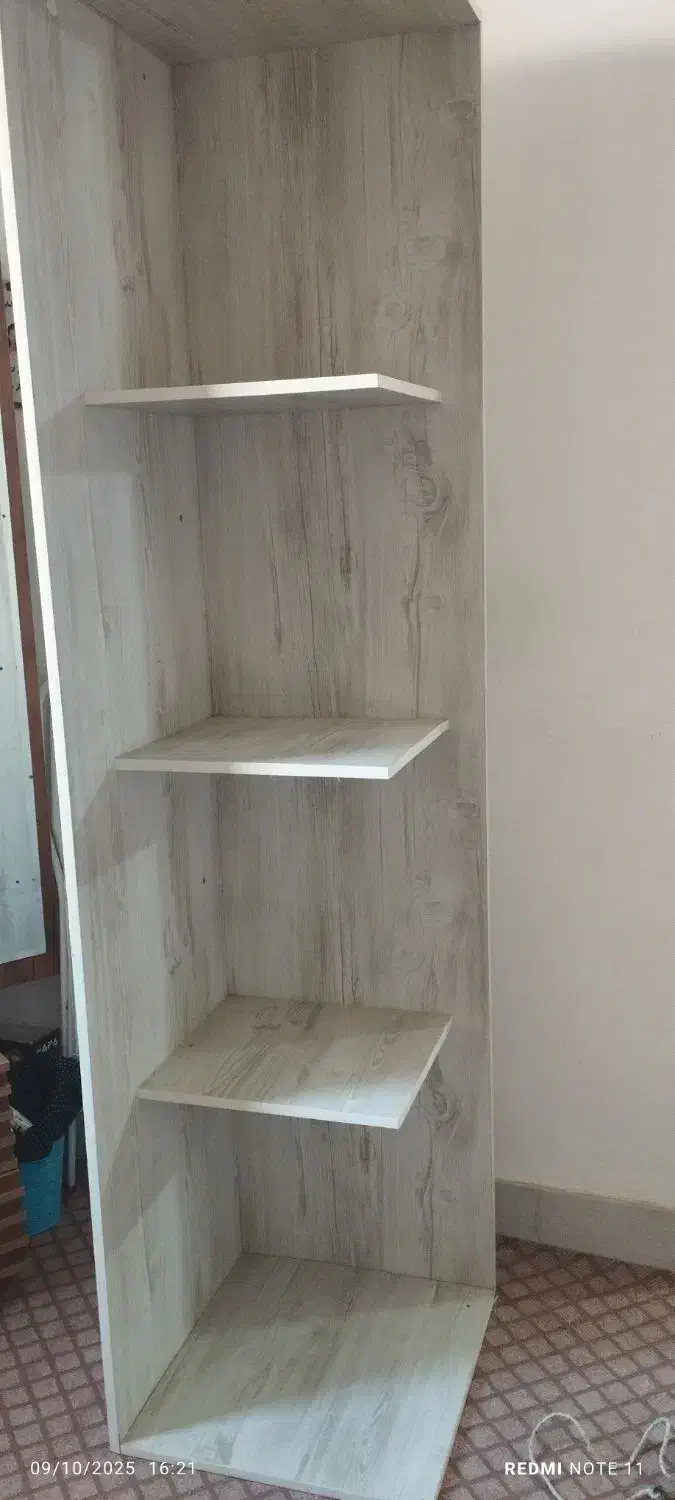 شلف جنس چوب|کتابخانه، شلف، قفسه‌های دیواری|ساوه, |دیوار