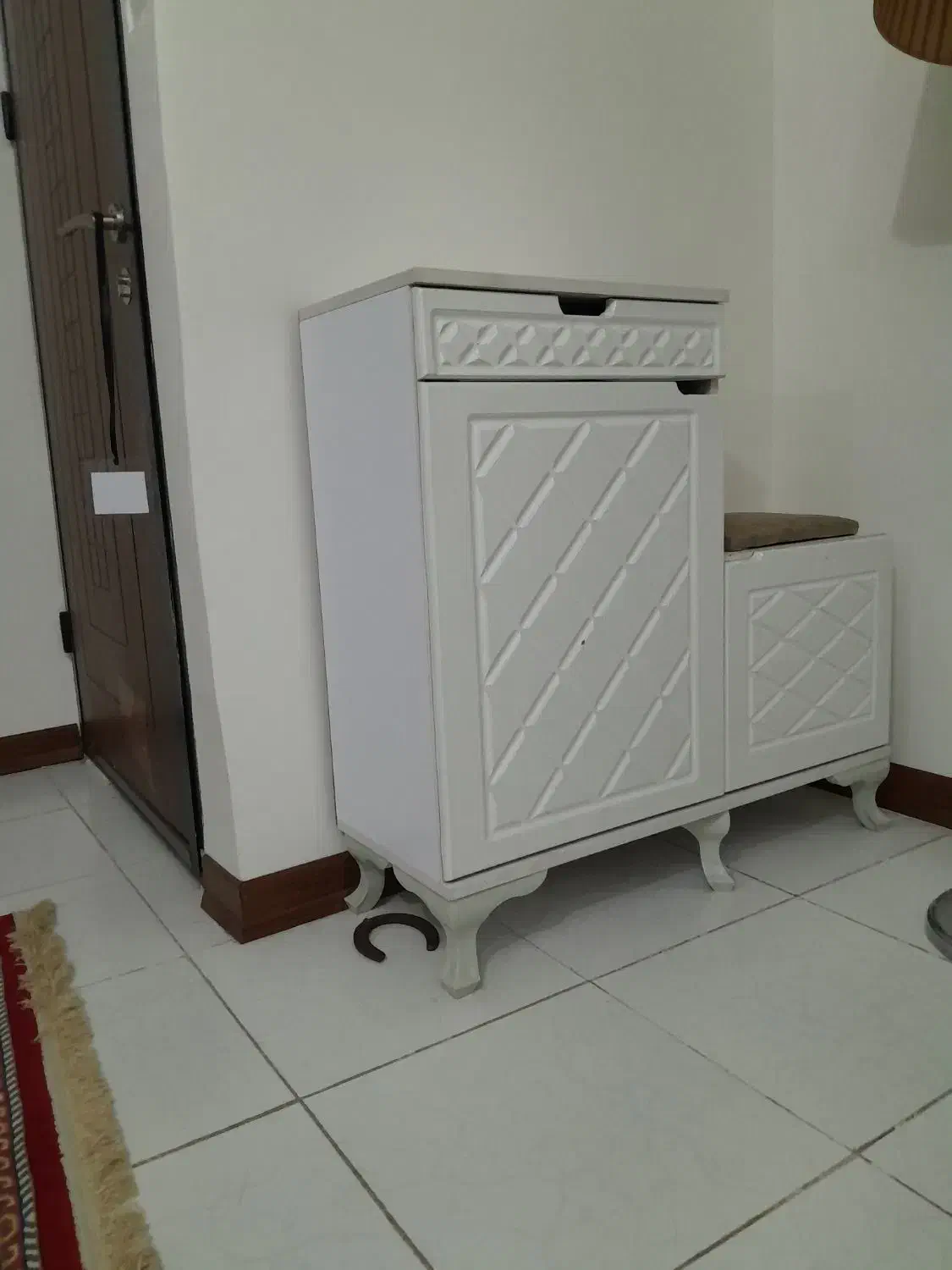 جاکفشی دو در کشو دار نشیمن دار در حد نو|جاکفشی، کمد، دراور|بومهن, |دیوار