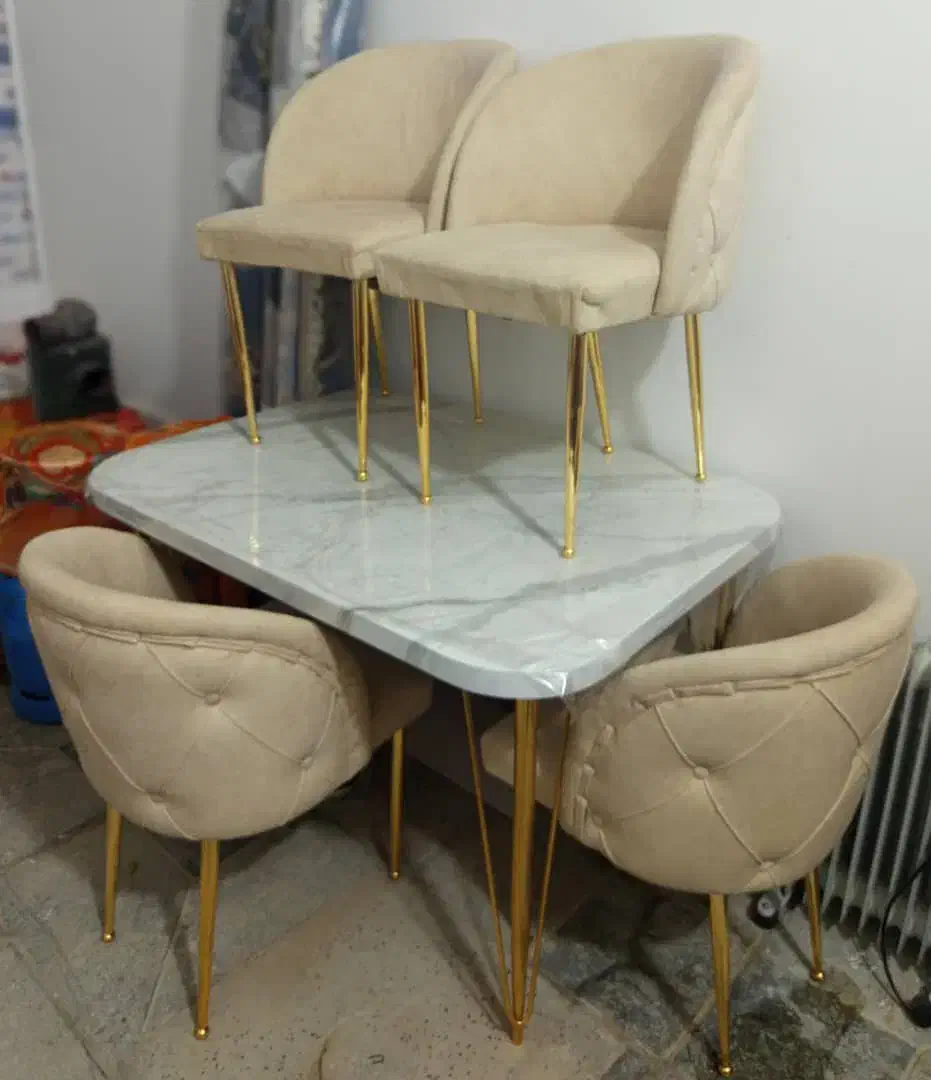 میز غذا خوری|میز و صندلی غذاخوری|نوشین شهر, |دیوار