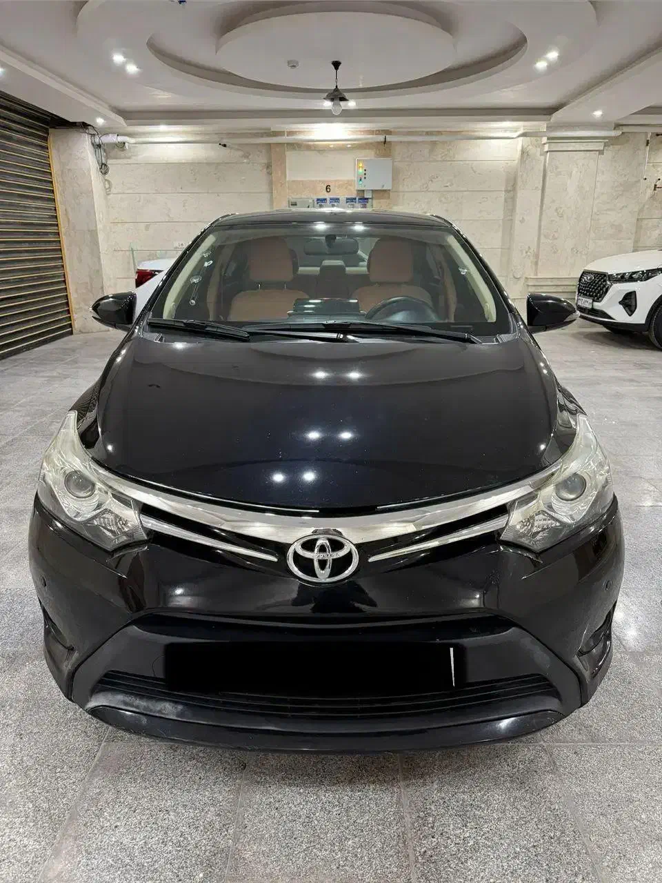 تویوتا ۲۰۱۴ بدون رنگ|خودرو سواری و وانت|کرمان, |دیوار