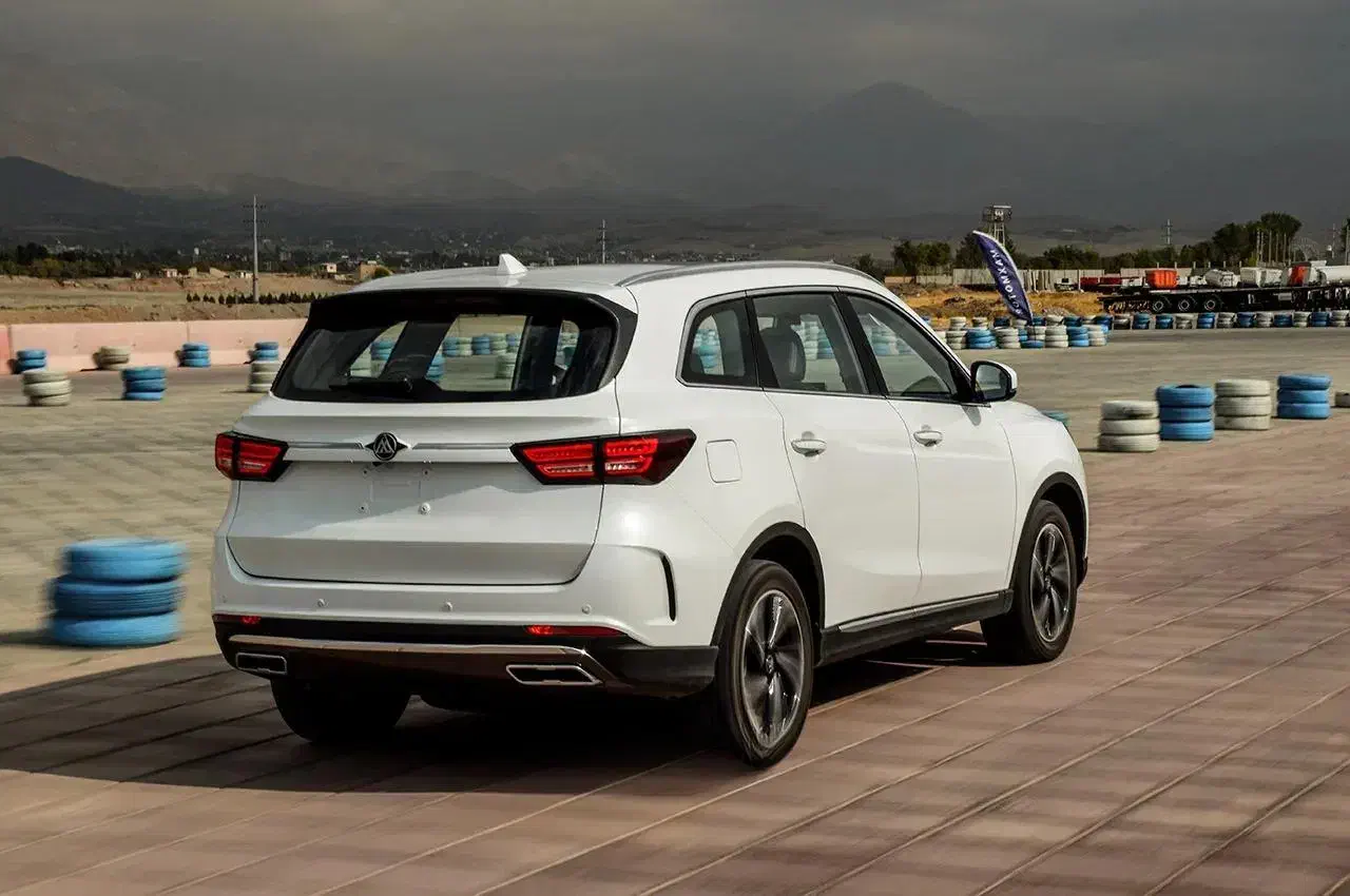 تیارا مکث موتور 1402|خودرو سواری و وانت|ارومیه, |دیوار