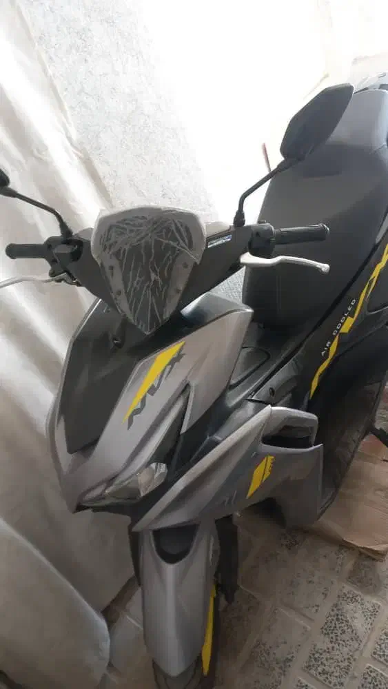 موتور nvx170|موتورسیکلت|صدرا-فارس, فاز ۱|دیوار