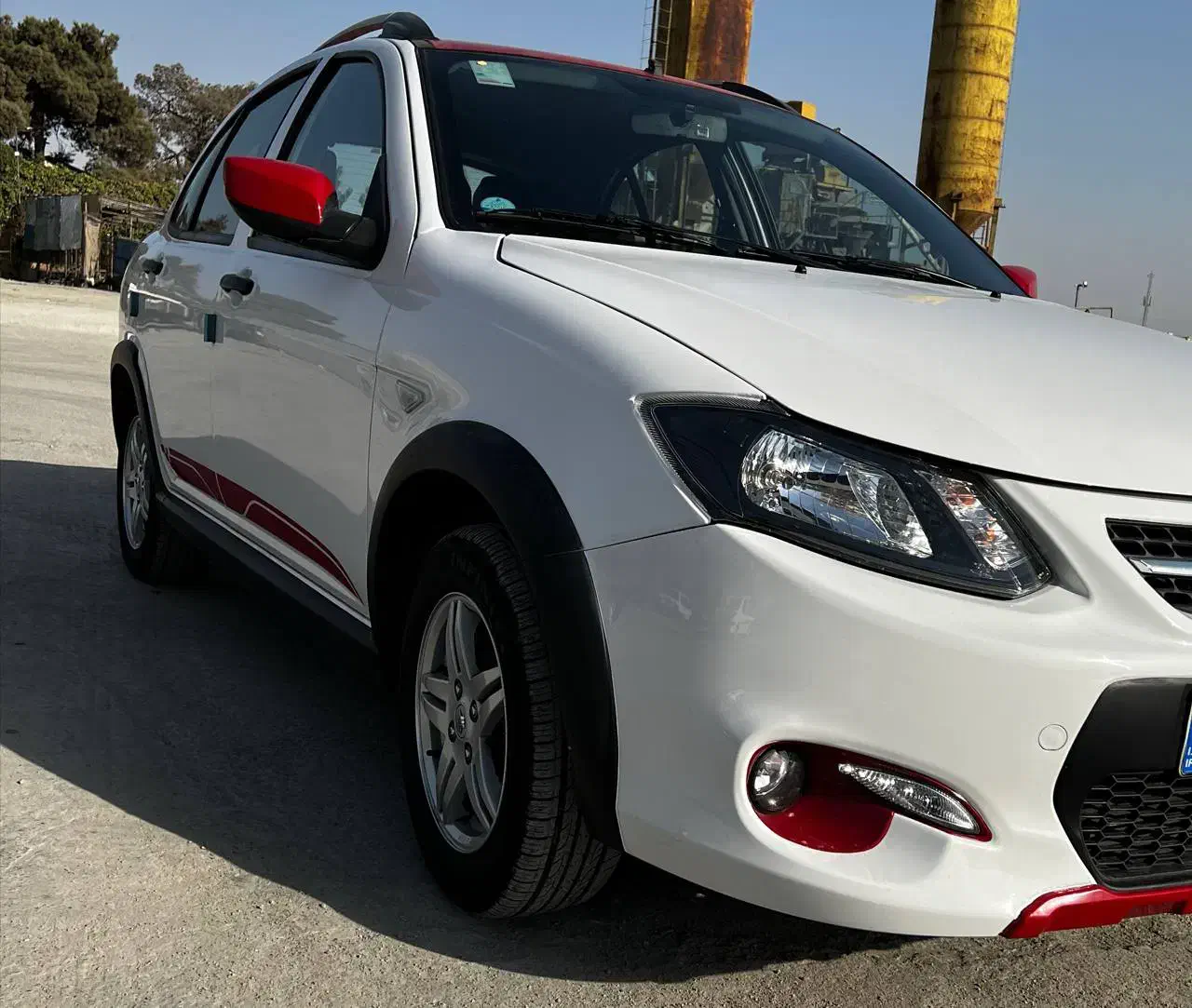 کوییک R ۴۰۲ درحدصفربا رینگ|خودرو سواری و وانت|تهران, نازیآباد|دیوار