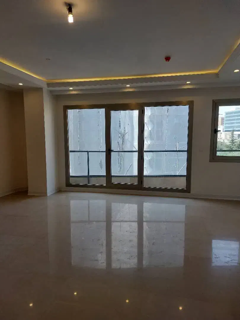 ۱۲۰متر کامرانیه (بهترین فرعی)